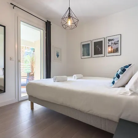 Le Nicolas By Winsome Destination كان